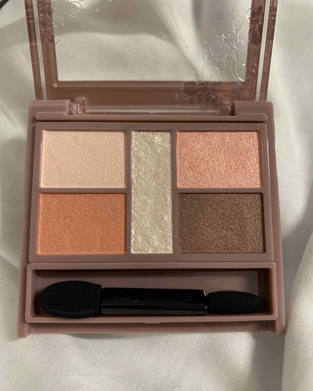 リアルクローズシャドウ/excel/アイシャドウパレットを使ったクチコミ（1枚目）