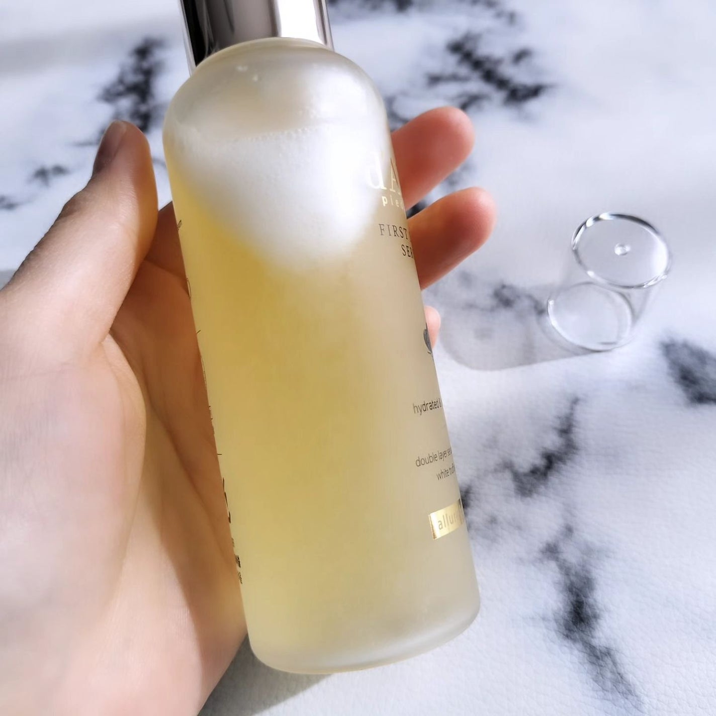 ダルバ ホワイトトリュフファーストスプレーセラム/ダルバ/ミスト状化粧水を使ったクチコミ(3枚目)