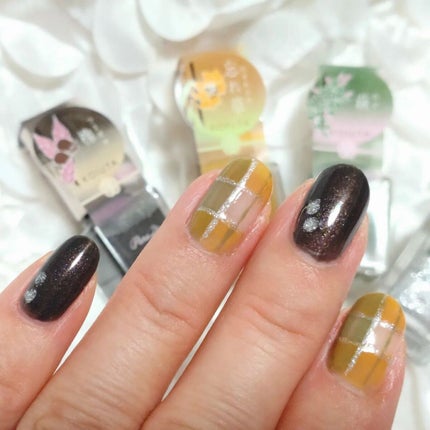 ミルクティ on LIPS 「✴✴パラドゥミニネイル(@parado_nailbu)(@pa..」(7枚目)