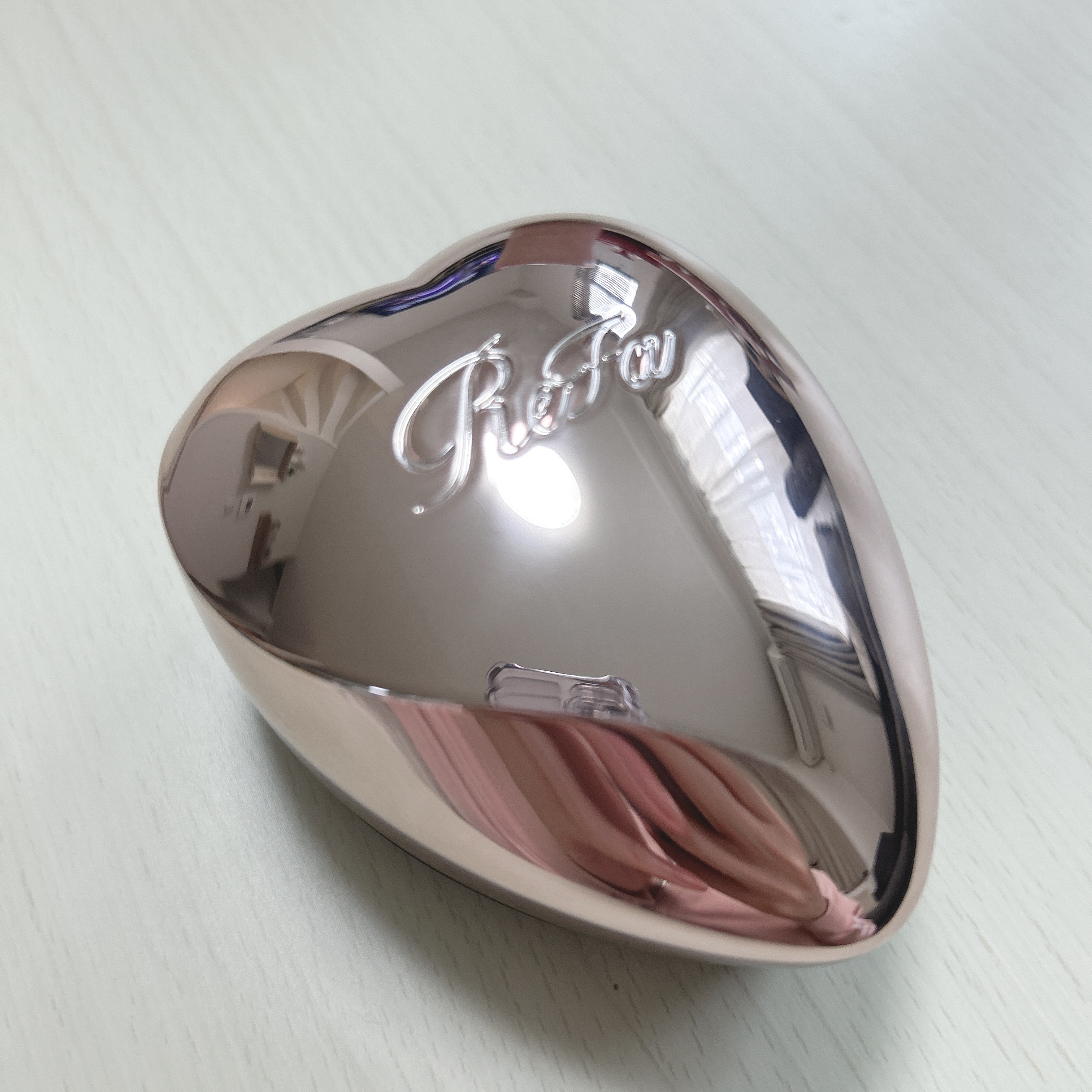 リファ ハートブラシ/ReFa/頭皮ケアを使ったクチコミ（1枚目）