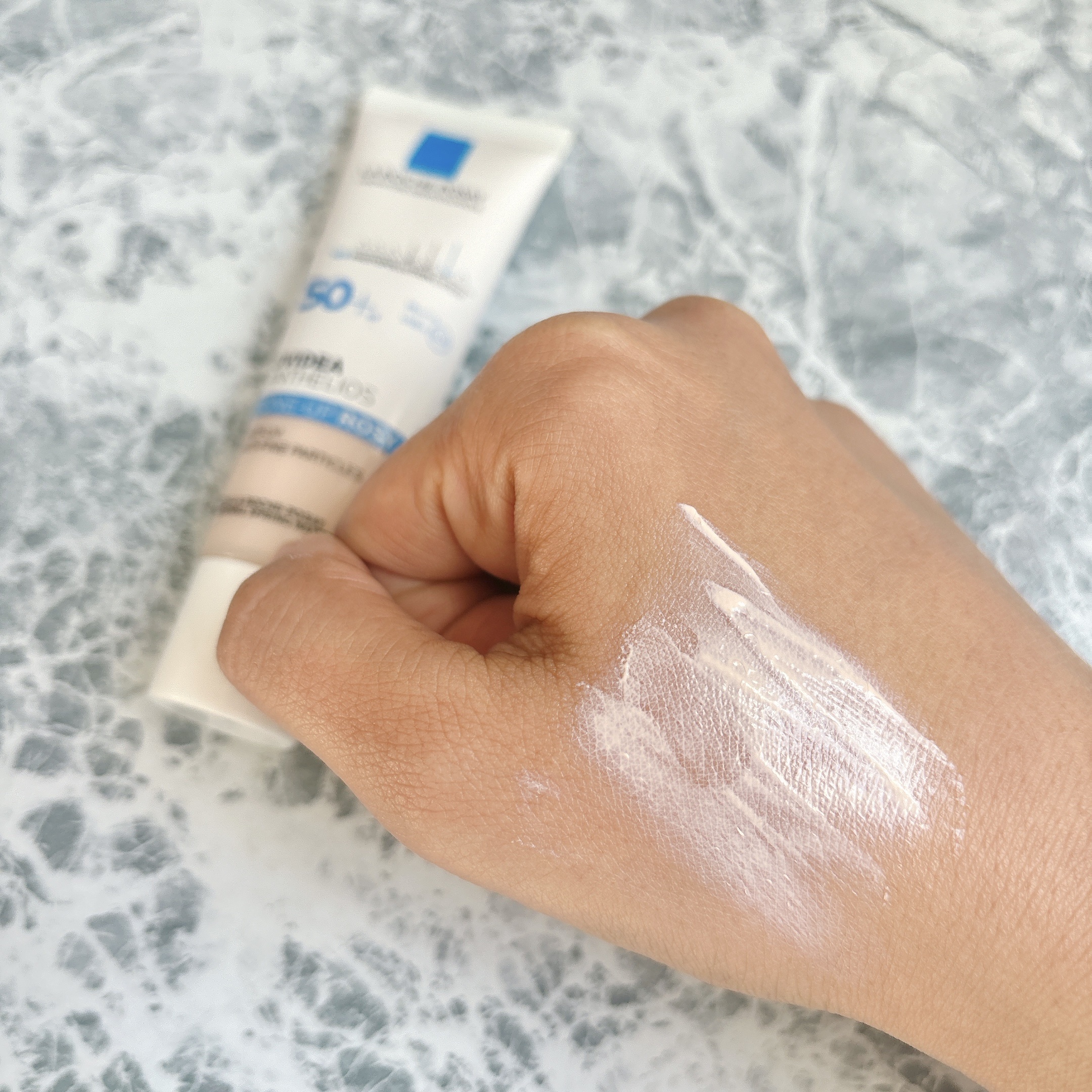 UVイデア XL プロテクショントーンアップ ローズ/ラ ロッシュ ポゼ/日焼け止めクリームを使ったクチコミ（3枚目）