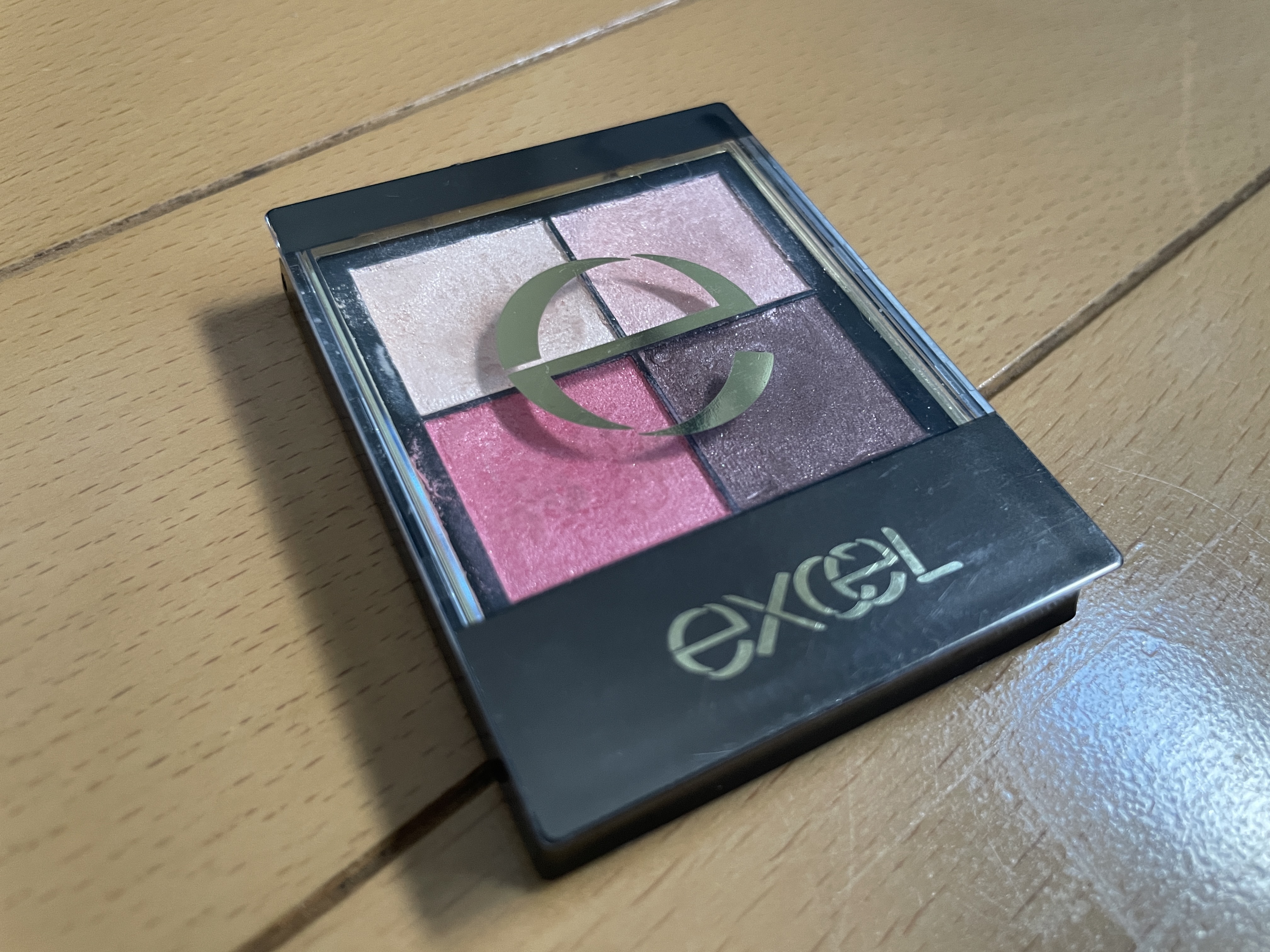 リアルクローズシャドウ/excel/アイシャドウパレットを使ったクチコミ（1枚目）