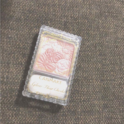 グロウフルールチークス/キャンメイク/パウダーチークを使ったクチコミ(1枚目)