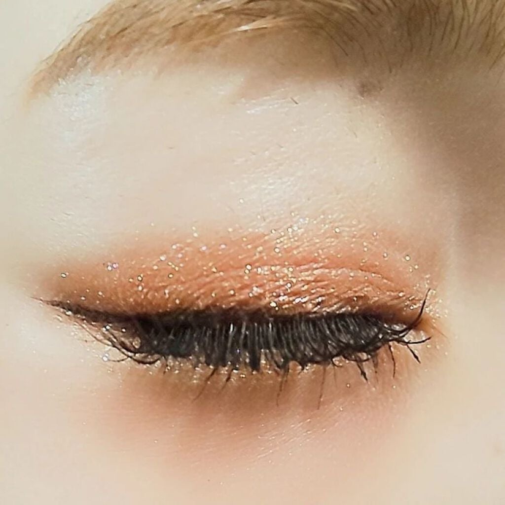 きつね on LIPS 「今日のメイク🐥シンプルなメイク?☺️CLIOのラメを使いたかっ..」(4枚目)