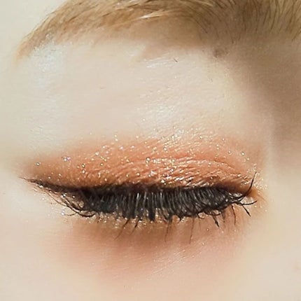 きつね on LIPS 「今日のメイク🐥シンプルなメイク?☺️CLIOのラメを使いたかっ..」(4枚目)