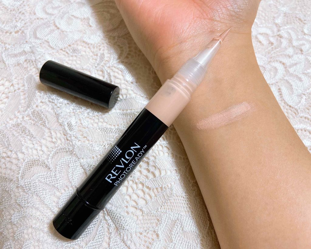 REVLON フォトレディ アイ プライマー プラス ブライトナーのクチコミ「目元のくすみが気になってたので、こちらを購入！
うっすらピンク色で直接筆でくすみの木になるとこ.....」（3枚目）