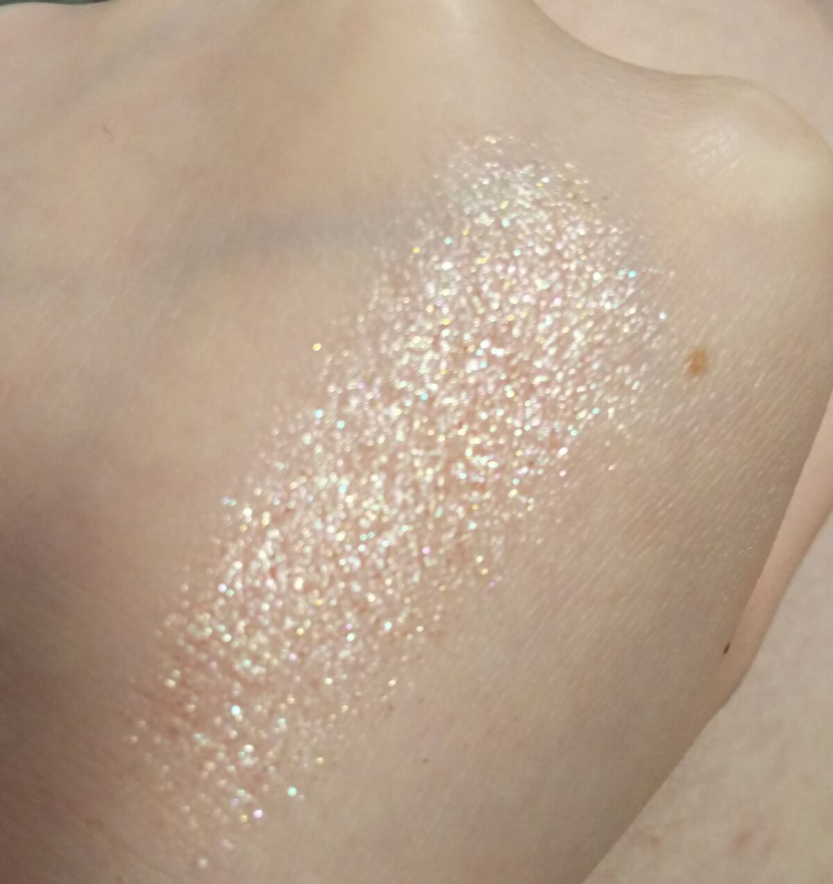 ハードワイヤードアイシャドー/NARS/単色アイシャドウを使ったクチコミ（2枚目）