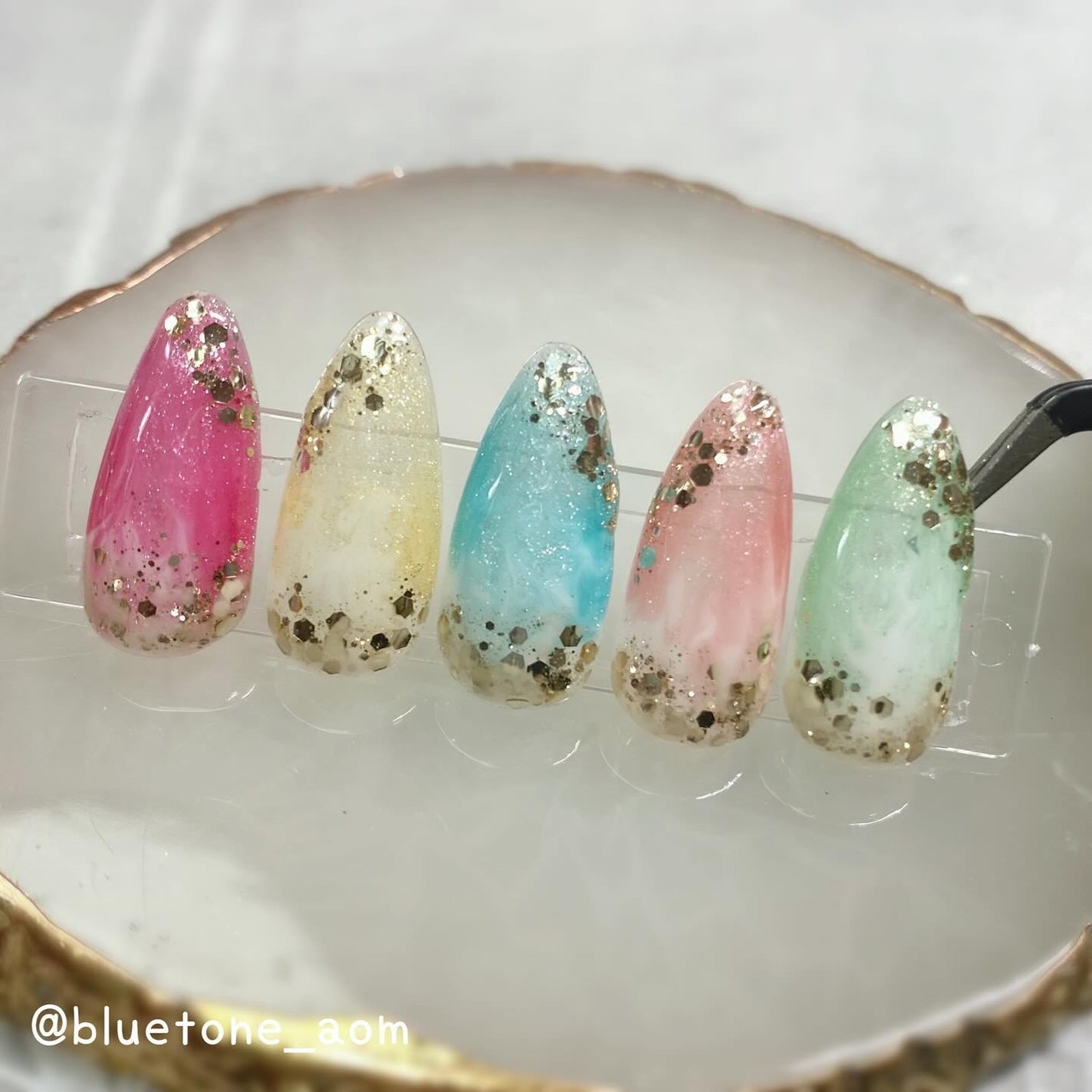 パル カラージェル/キャンドゥ/ジェルネイルを使ったクチコミ(5枚目)