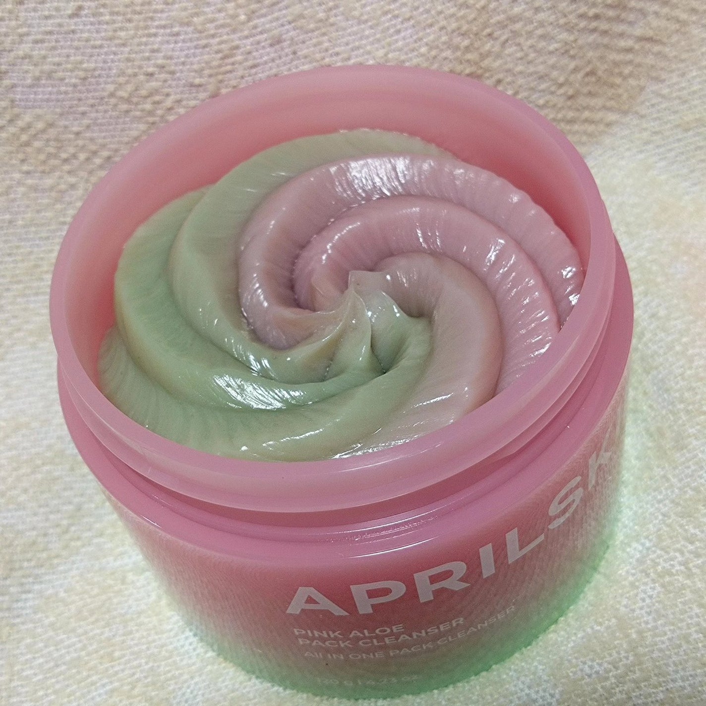 ピンクアロエメレンゲクレンザー/APRILSKIN/その他洗顔料を使ったクチコミ(4枚目)