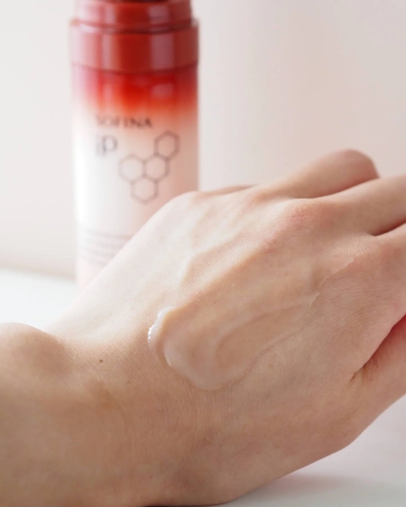 ソフィーナ iP ハリ弾力注入美容液/SOFINA iP/美容液を使ったクチコミ(4枚目)