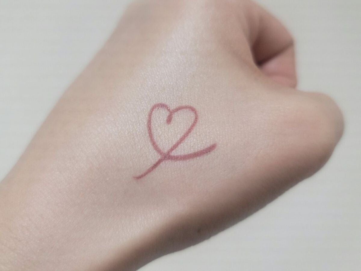 「密着アイライナー」極細クリームペンシル/デジャヴュ/ペンシルアイライナーを使ったクチコミ(1枚目)