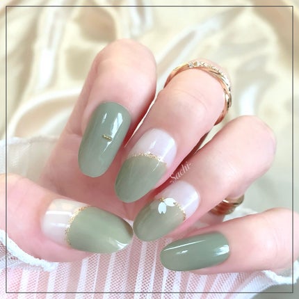 カラフルネイルズ/キャンメイク/マニキュアを使ったクチコミ(2枚目)