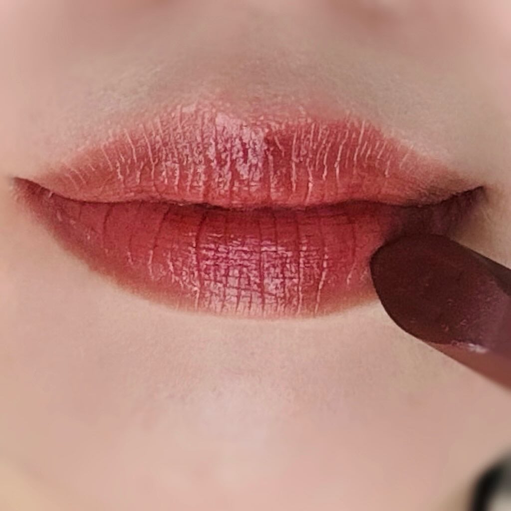 ムードインハンサーマット /hince/口紅を使ったクチコミ(5枚目)