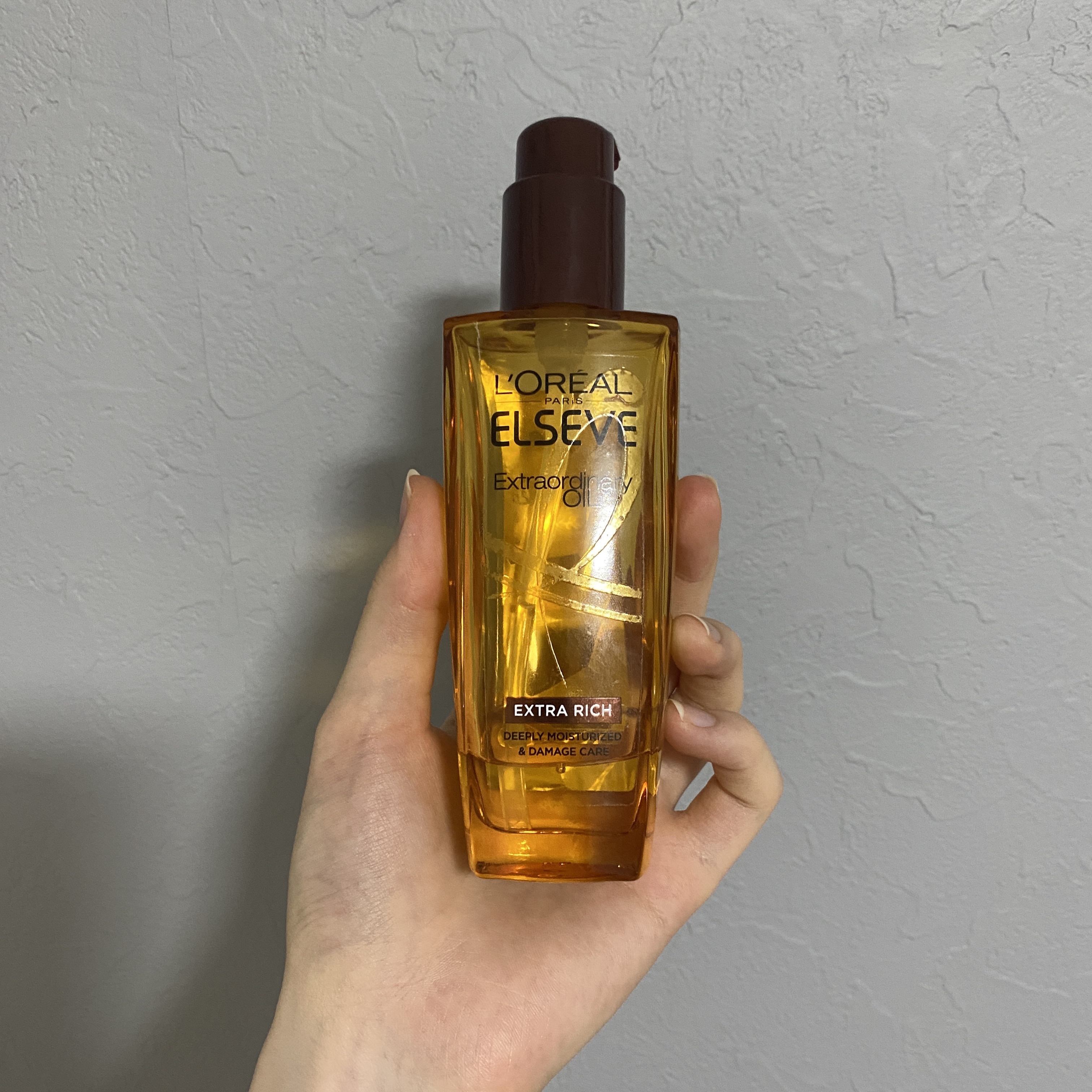 エルセーヴ エクストラオーディナリーオイル エクストラリッチ フィニッシュ/ロレアル パリ/ヘアオイルを使ったクチコミ（1枚目）