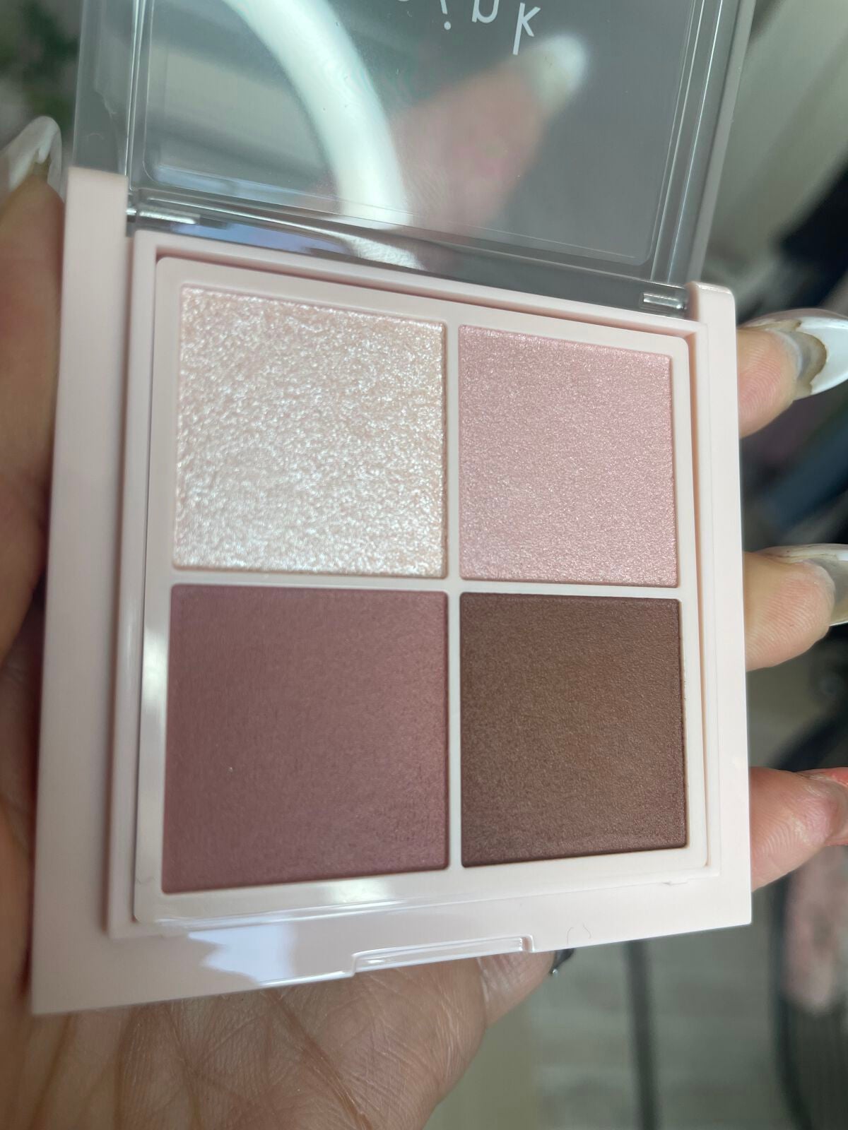 シャインオンステージアイパレット/upink/アイシャドウパレットを使ったクチコミ(3枚目)