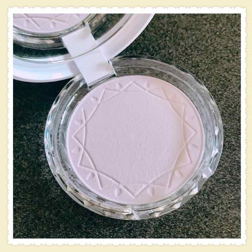 UVクリアフェイスパウダー/CEZANNE/プレストパウダーを使ったクチコミ(2枚目)