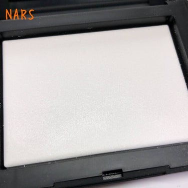 ライトリフレクティングセッティングパウダー　プレスト　N/NARS/プレストパウダーを使ったクチコミ（3枚目）