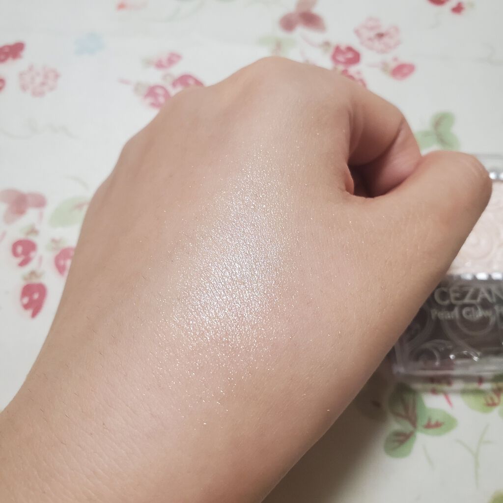 パールグロウハイライト/CEZANNE/パウダーハイライトを使ったクチコミ(2枚目)