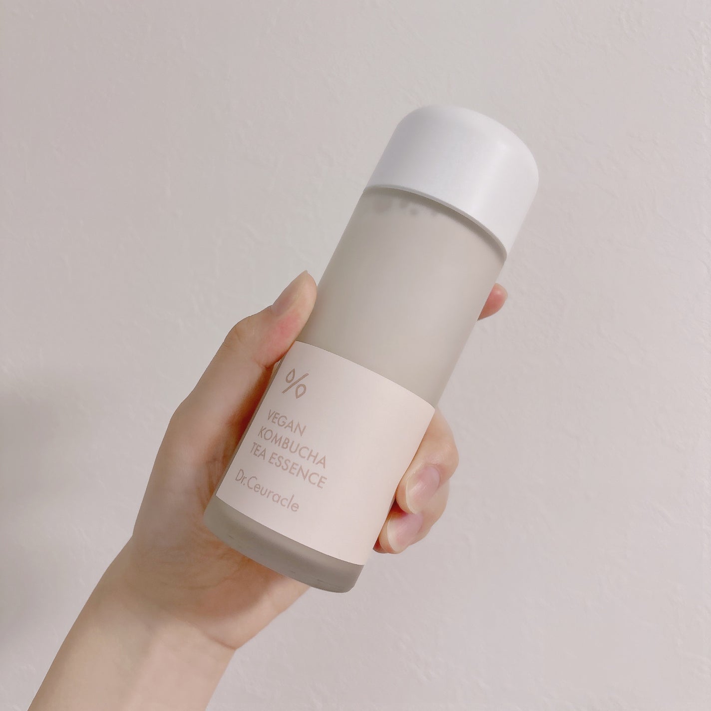 ヴィーガンコンブチャ ティー エッセンス/Dr.Ceuracle/オールインワン化粧品を使ったクチコミ(2枚目)