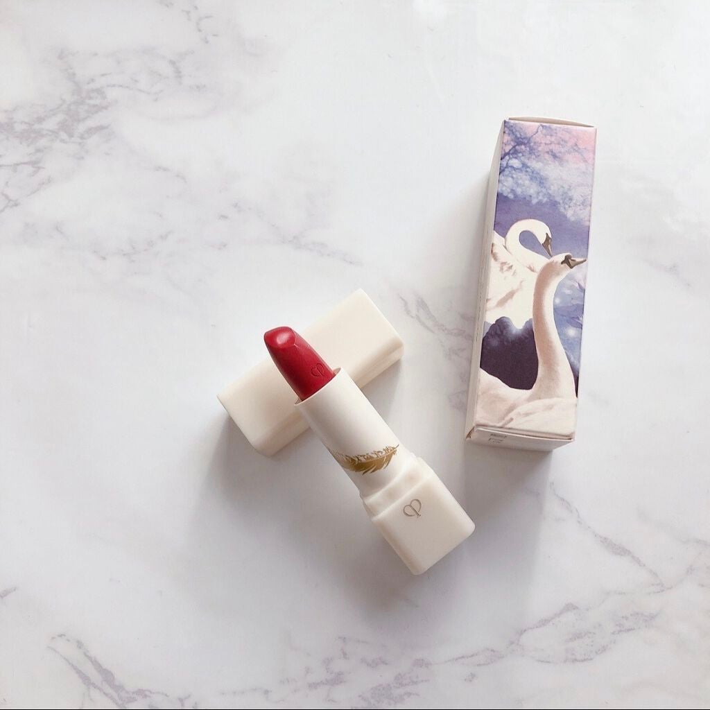 ねこ on LIPS 「朱色です。カメリアという番号名ですがカメリアの花のような赤では..」(1枚目)