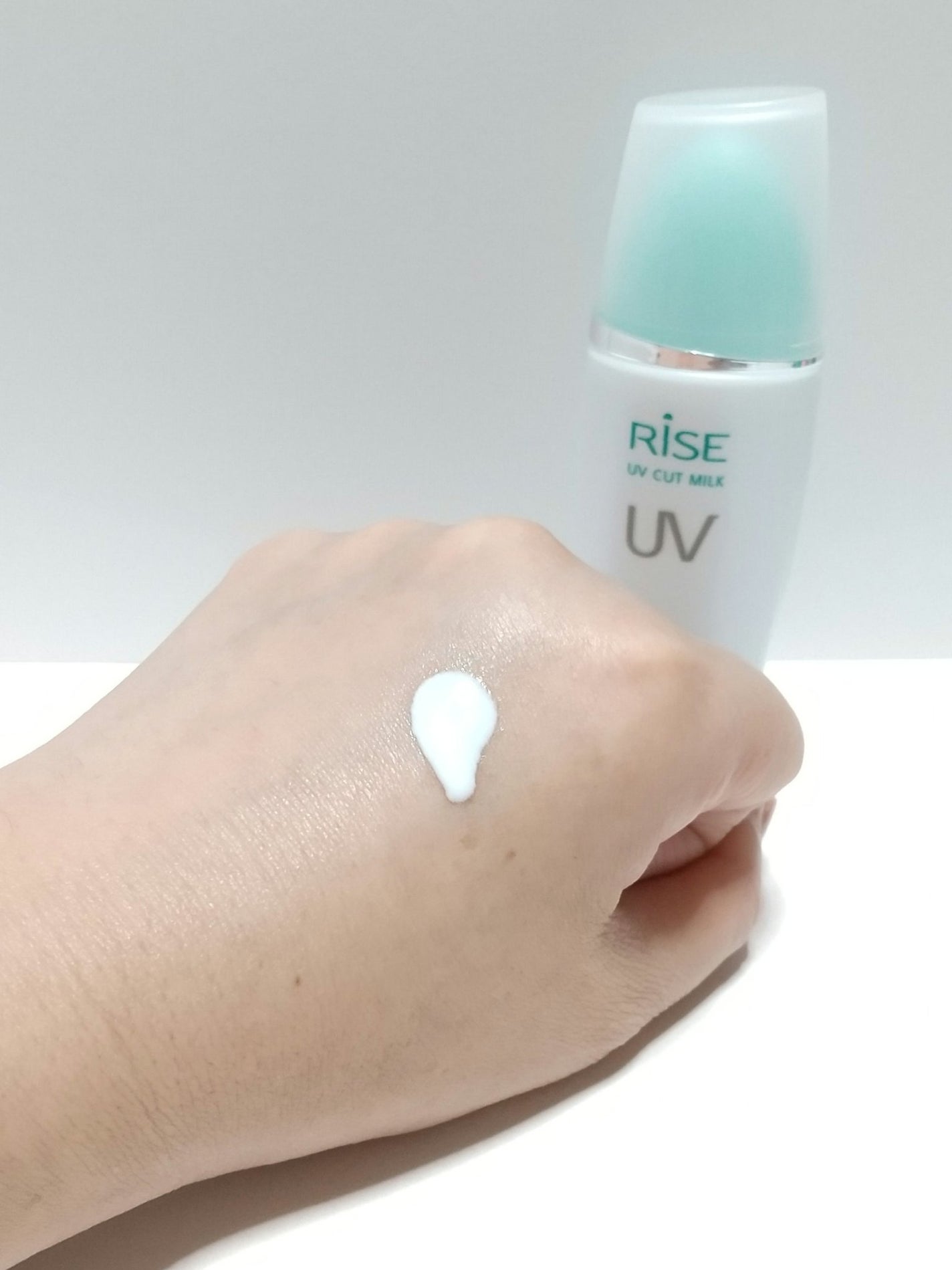 試してみた】ライズ UVカットミルク SPF50+ ソフィーナ ライズ 試してみた】ライズ UVカットミルク SPF50+ ソフィーナ ライズ