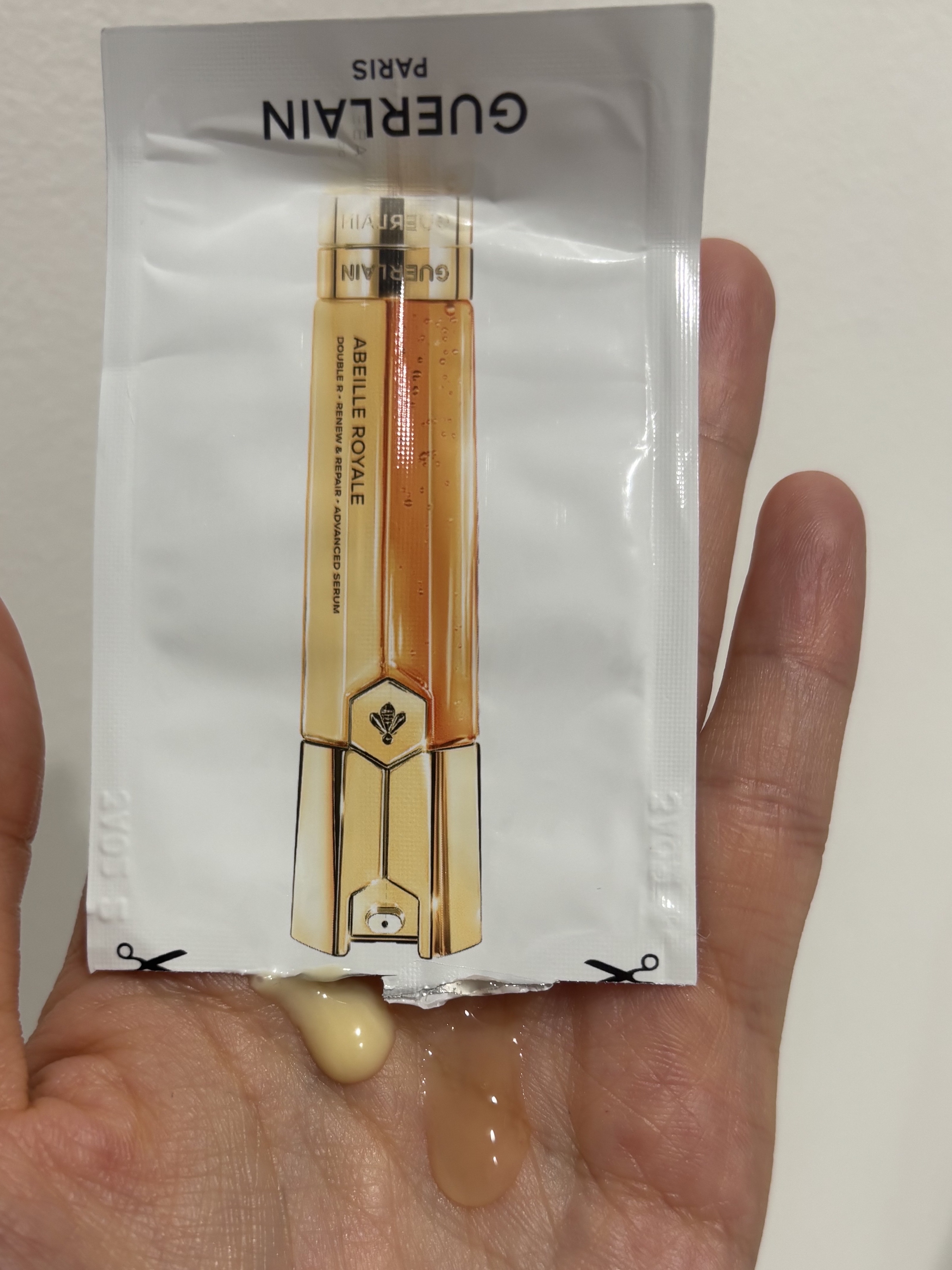 アベイユ ロイヤル アドバンスト ダブルR セロム/GUERLAIN/美容液を使ったクチコミ（3枚目）