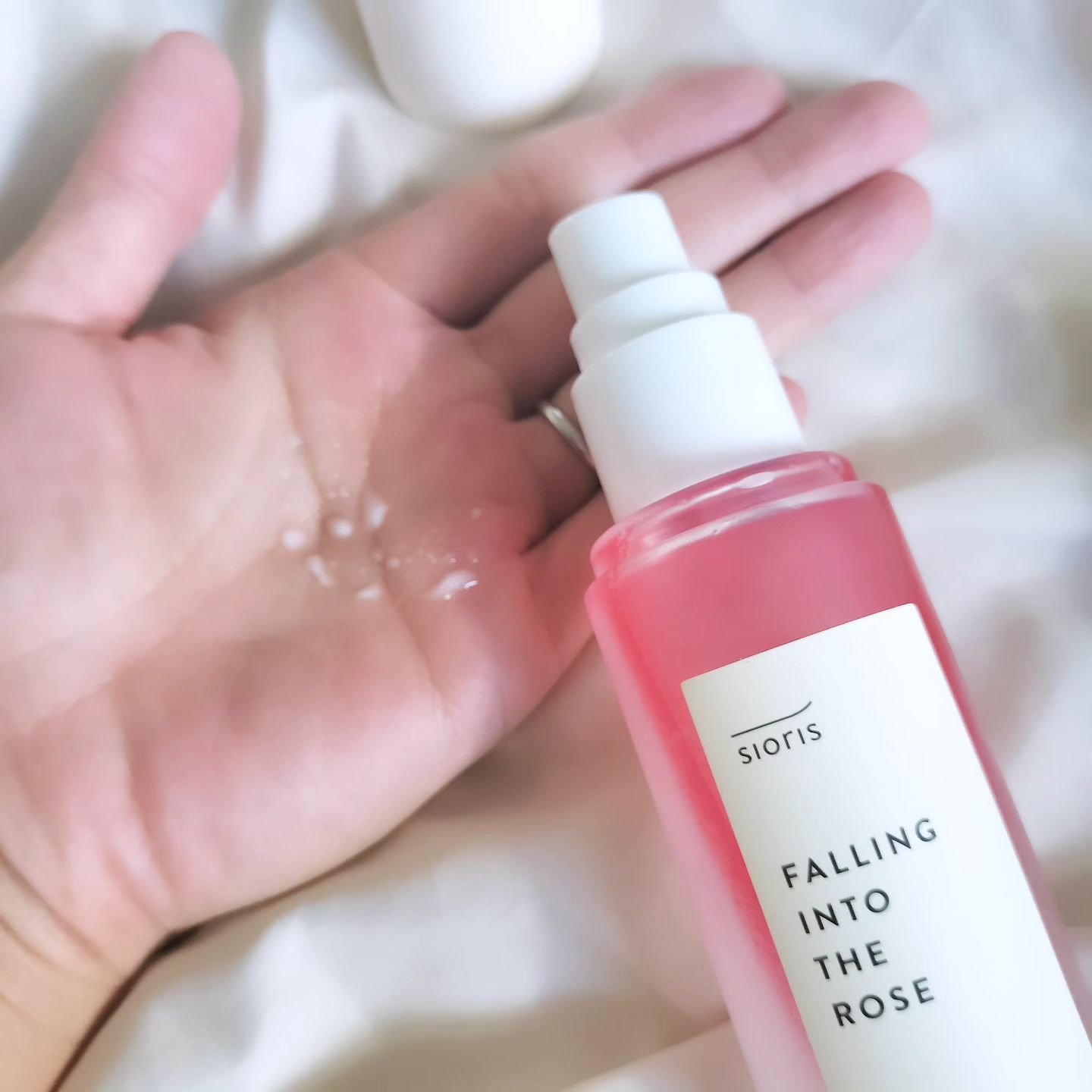 フォーリン イントゥー ザ ローズ ミスト/SIORIS/化粧水を使ったクチコミ（2枚目）