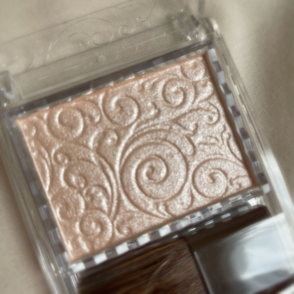 パールグロウハイライト/CEZANNE/パウダーハイライトを使ったクチコミ（2枚目）