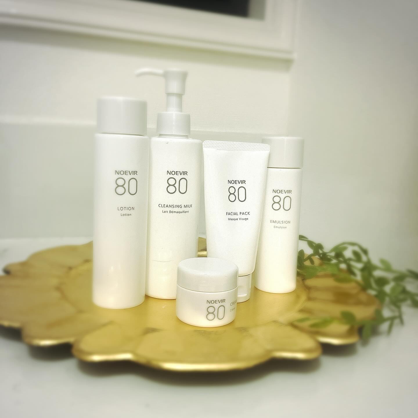 [みおさん専用]ノエビア80スキンケアセット、トゥブランマッサージクリーム 試してみたノエビア ノエビア 80 スキンローションの効果・肌質別の