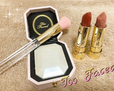 ジューシー マット ロングウェア リップスティック チル ピル/Too Faced/口紅を使ったクチコミ（1枚目）