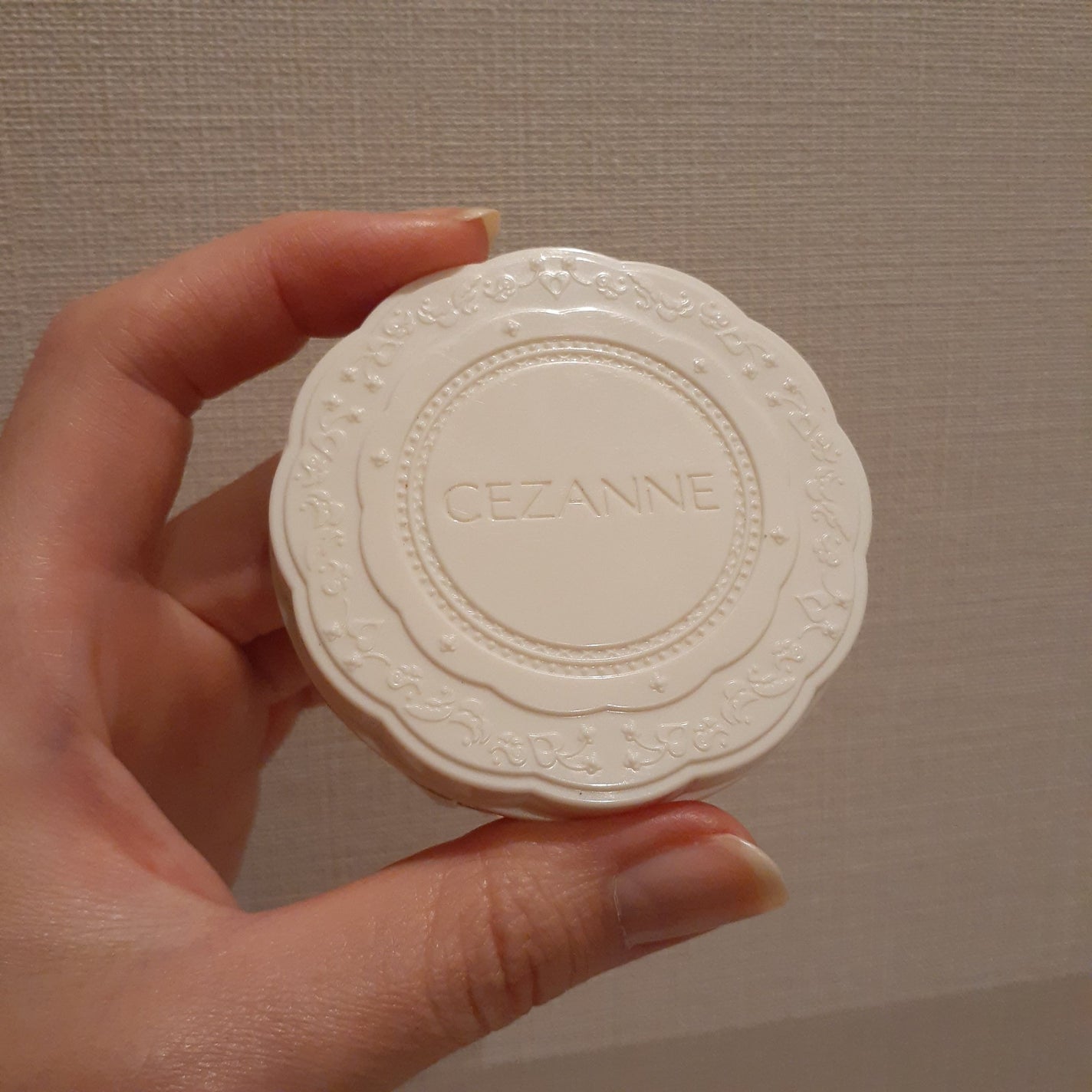 UVシルクカバーパウダー/CEZANNE/プレストパウダーを使ったクチコミ(2枚目)