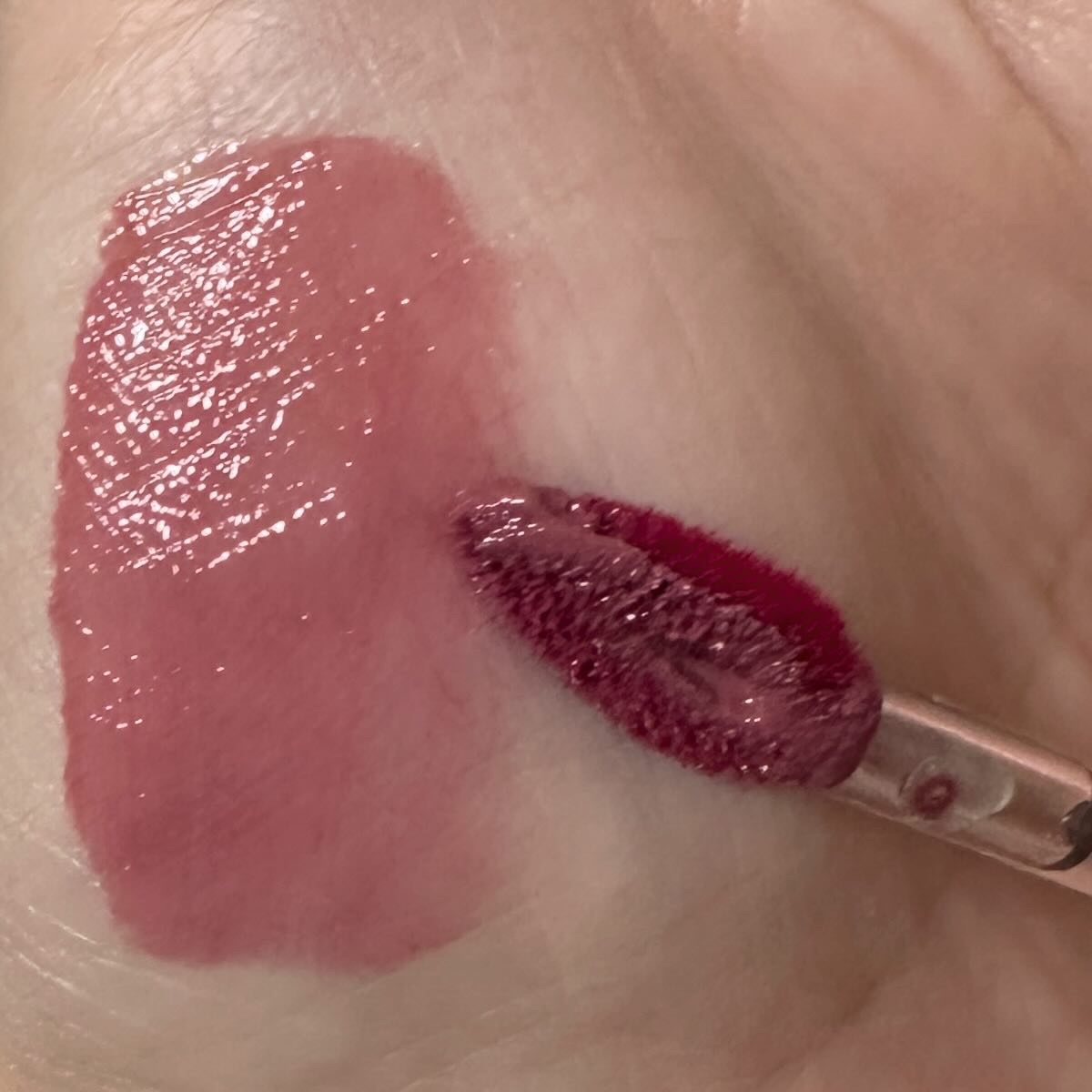 デューイフィルムティント/CipiCipi/リップティントを使ったクチコミ（2枚目）