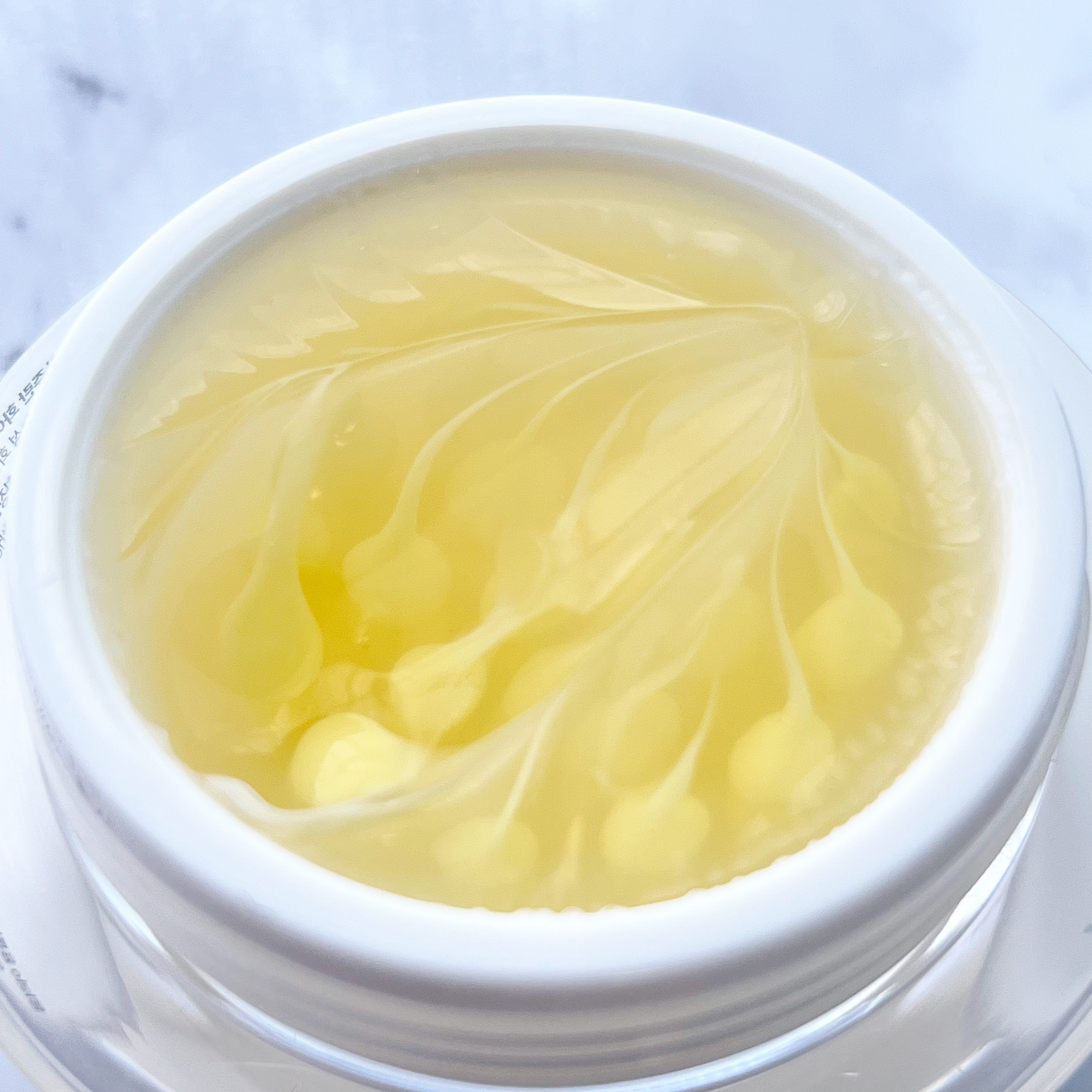 メラジュランホワイトトーニングクリーム&EMS美顔器/MEDITHERAPY/その他スキンケアを使ったクチコミ（2枚目）