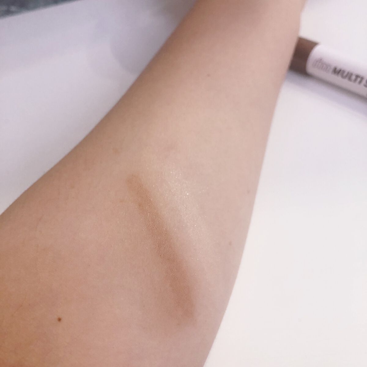 アイムマルチスティック デュアル/i’m meme/シェーディングを使ったクチコミ（3枚目）