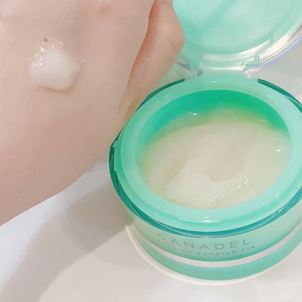 プレミアバリアフィックス /CANADEL/オールインワン化粧品を使ったクチコミ(5枚目)