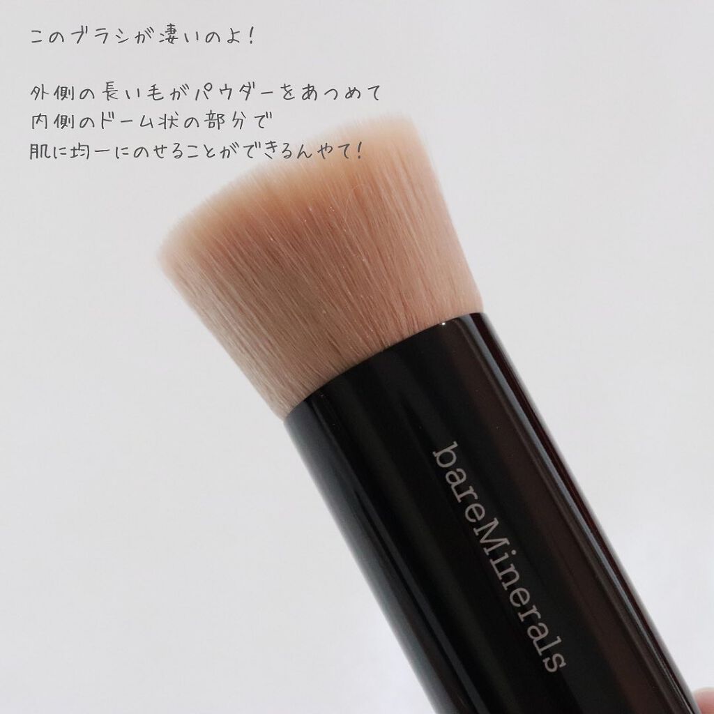 ビューティフル フィニッシュ ブラシ/bareMinerals/メイクブラシを使ったクチコミ（2枚目）
