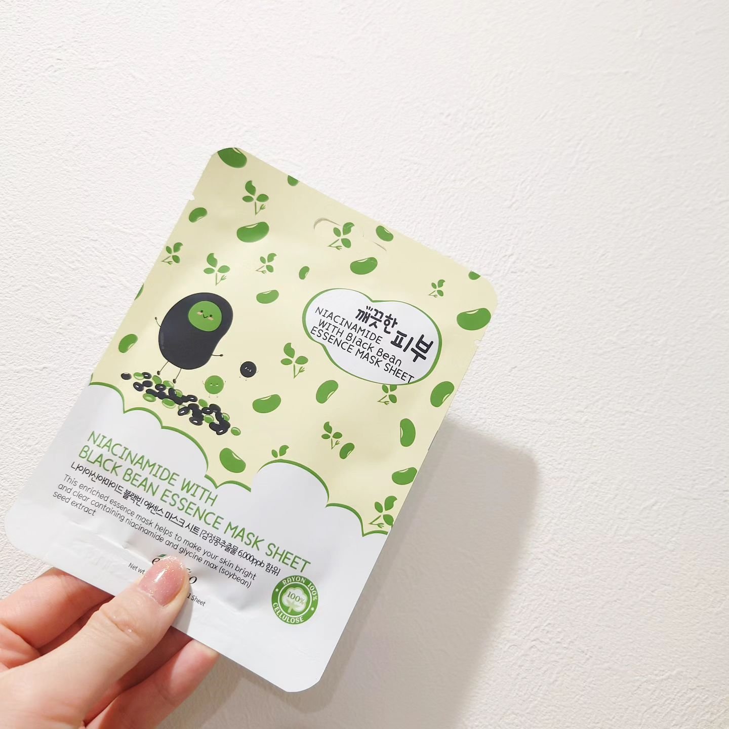 NIACINAMIDE WITH Black Bean ESSENCE MASK SHEET/ESFOLIO/シートマスク・パックを使ったクチコミ（2枚目）
