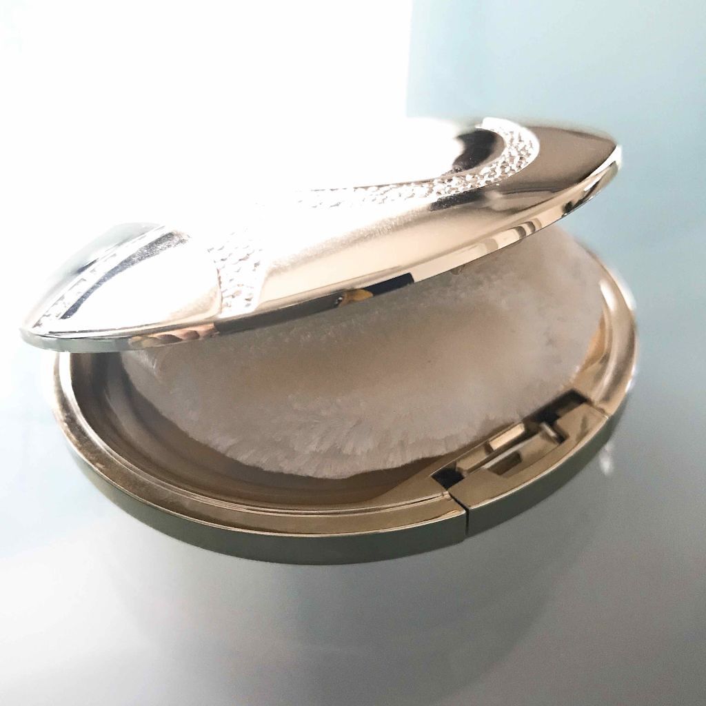 ラ プードル オートニュアンス/Elégance/プレストパウダーを使ったクチコミ(3枚目)