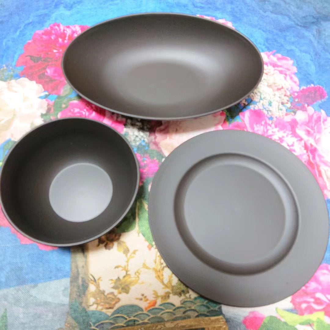 真紅 on LIPS 「プラ食器3点セットブラック(ボウル、オーバルボウル、プレート)..」(2枚目)
