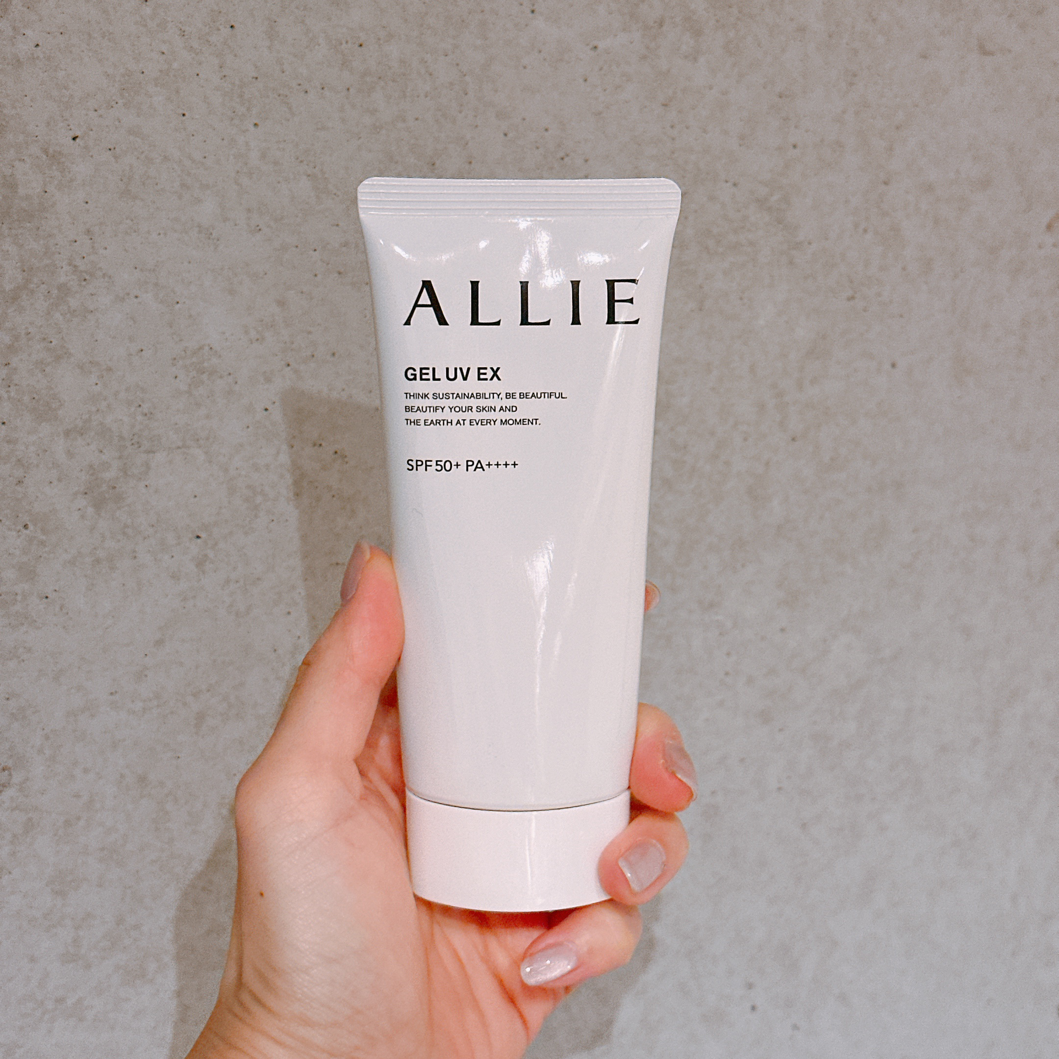 アリィー クロノビューティ ジェルUV EX 限定セットA(アリィー クロノビューティ ジェルUV EX 90g+ラスティングプライマーUVミニサイズ5g)/アリィー/日焼け止めジェルを使ったクチコミ（1枚目）