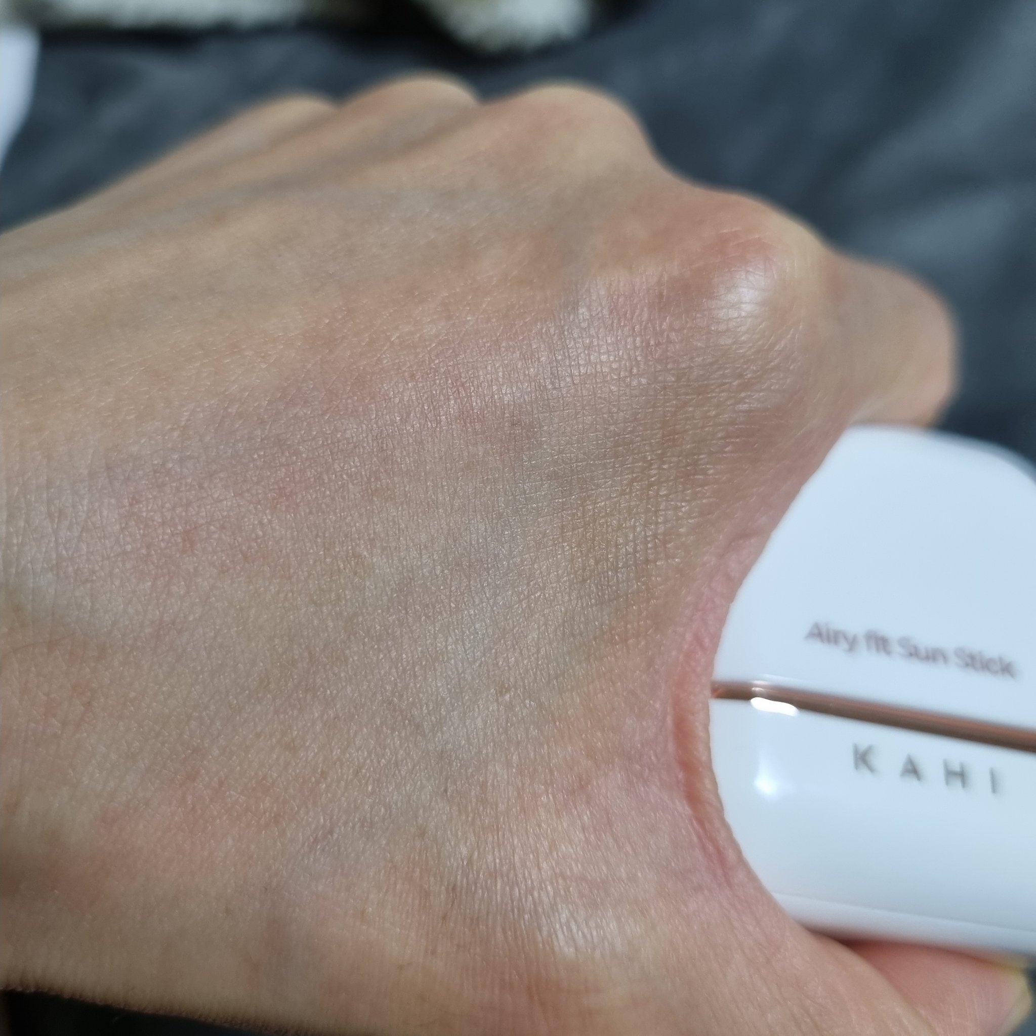 エアリーフィットサンスティック/KAHI/日焼け止めスティックを使ったクチコミ（3枚目）