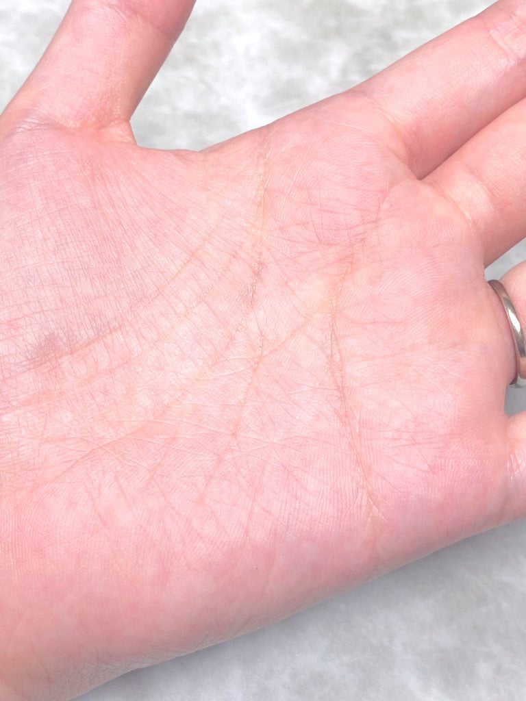 ダルバ ホワイトトリュフファーストスプレーセラム/ダルバ/ミスト状化粧水を使ったクチコミ(3枚目)