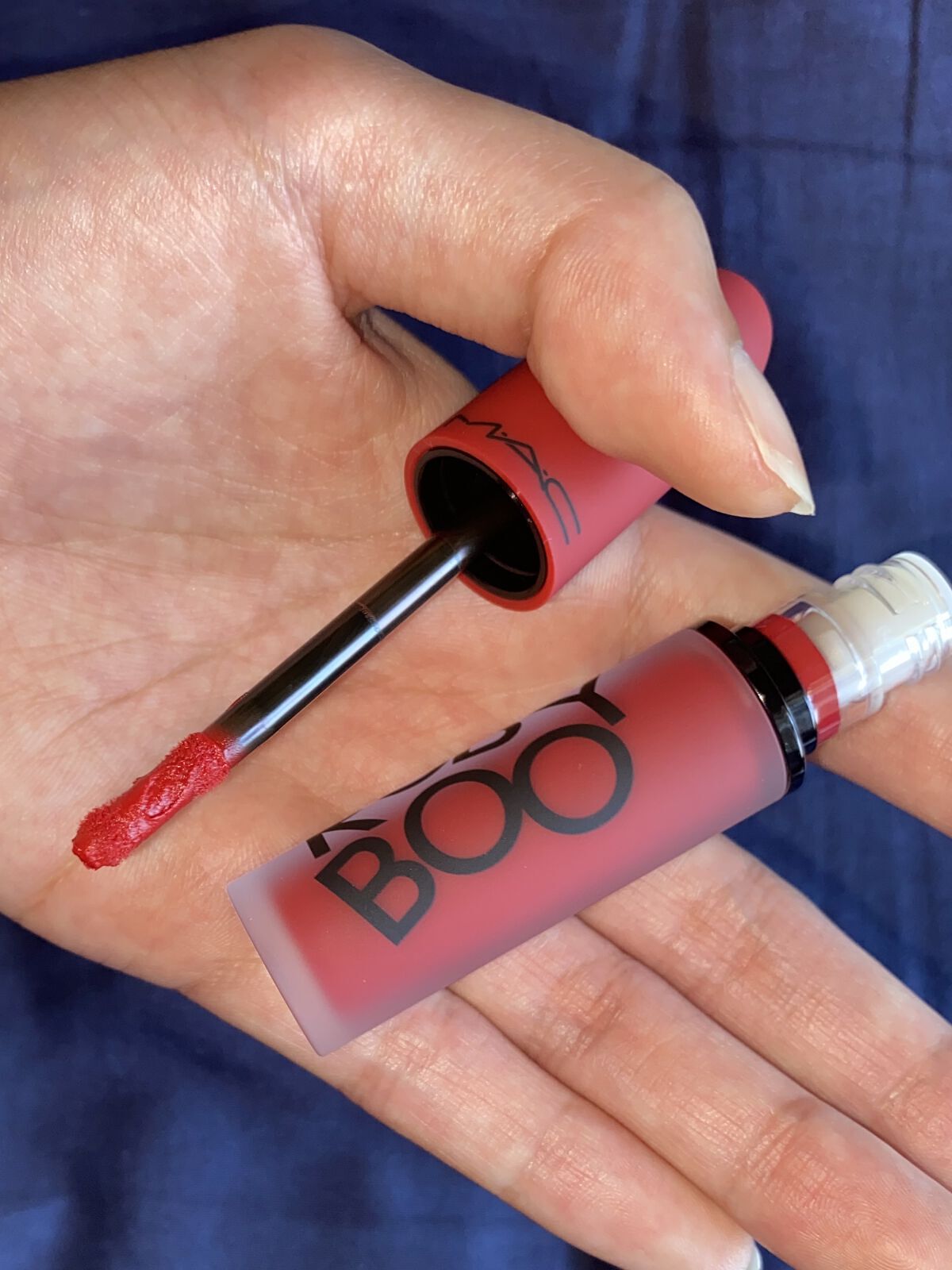 パウダー キス リキッド リップカラー/M・A・C/口紅を使ったクチコミ（2枚目）