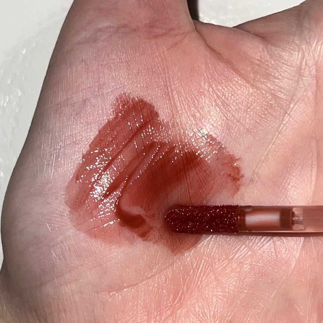 ジューシーラスティングティント/rom&nd/リップティントを使ったクチコミ(4枚目)