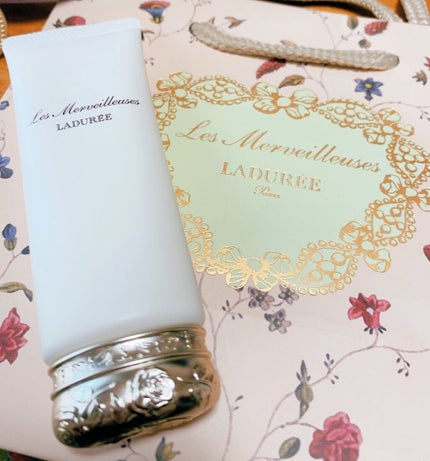 モイスチュアライジング ローズ シャンプー/コンディショナー/レ・メルヴェイユーズ ラデュレ/シャンプー・コンディショナーを使ったクチコミ(3枚目)