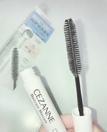 CEZANNE ヘアケアマスカラのクチコミ「

【使った商品】
CEZANNE
ヘアケアマスカラ  00クリア

【商品の特徴】
クリアで.....」（2枚目）