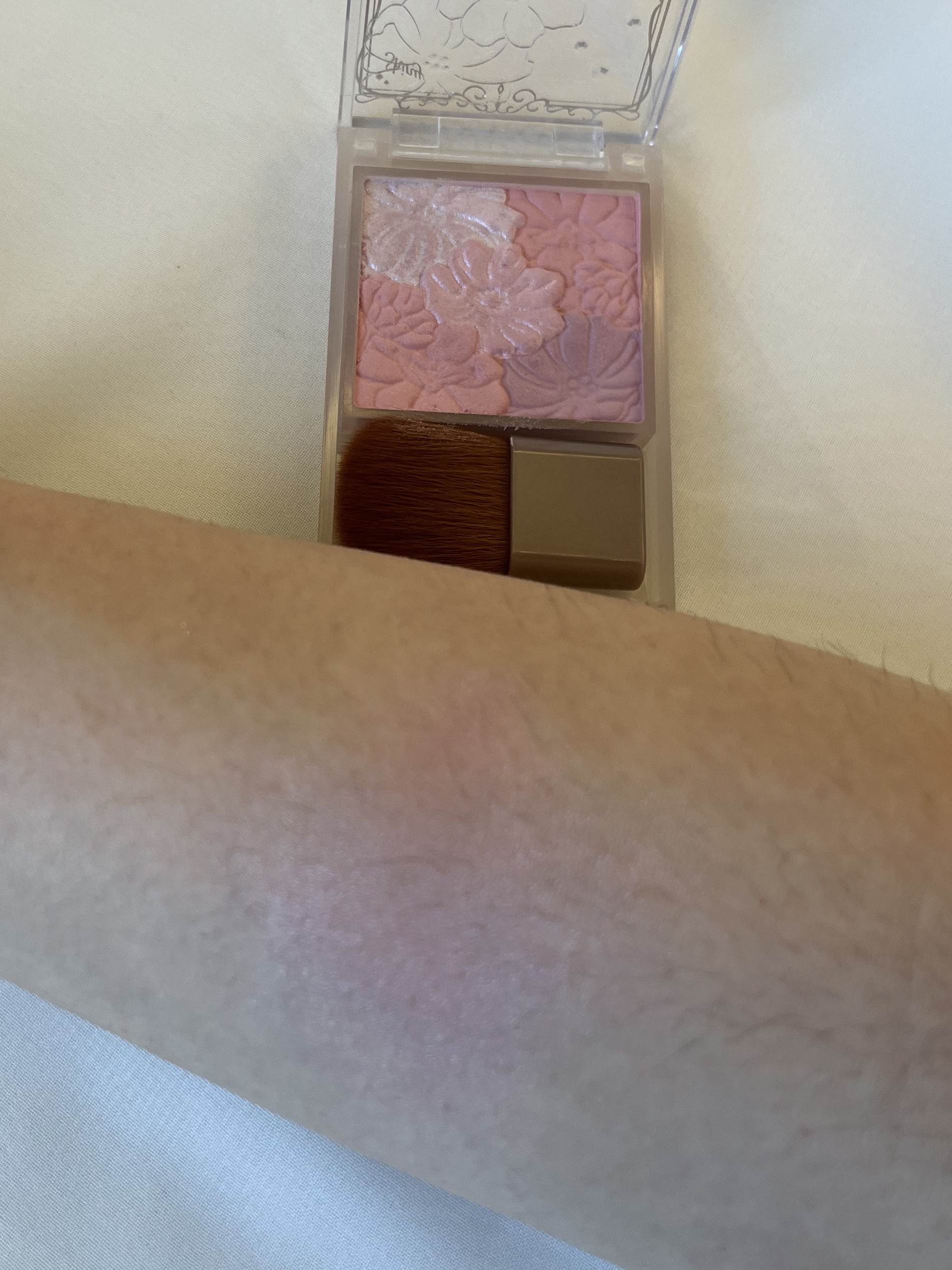 グロウフルールチークス（ブレンドタイプ）/キャンメイク/パウダーチークを使ったクチコミ（2枚目）