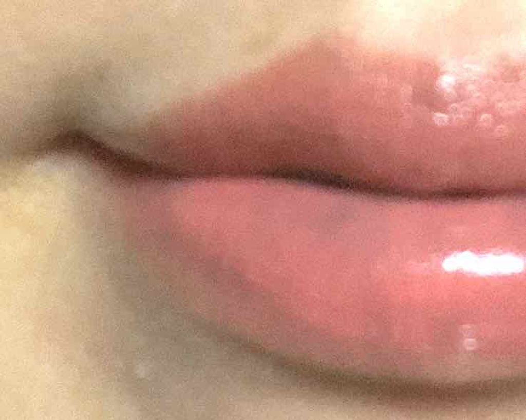 ルージュ ココ フラッシュ/CHANEL/口紅を使ったクチコミ(2枚目)