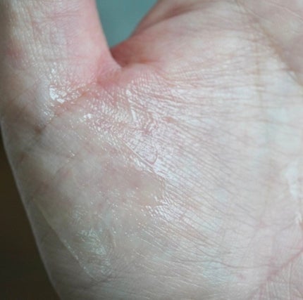 ウォーターグローバーム/VELY VELY/フェイスクリームを使ったクチコミ(4枚目)