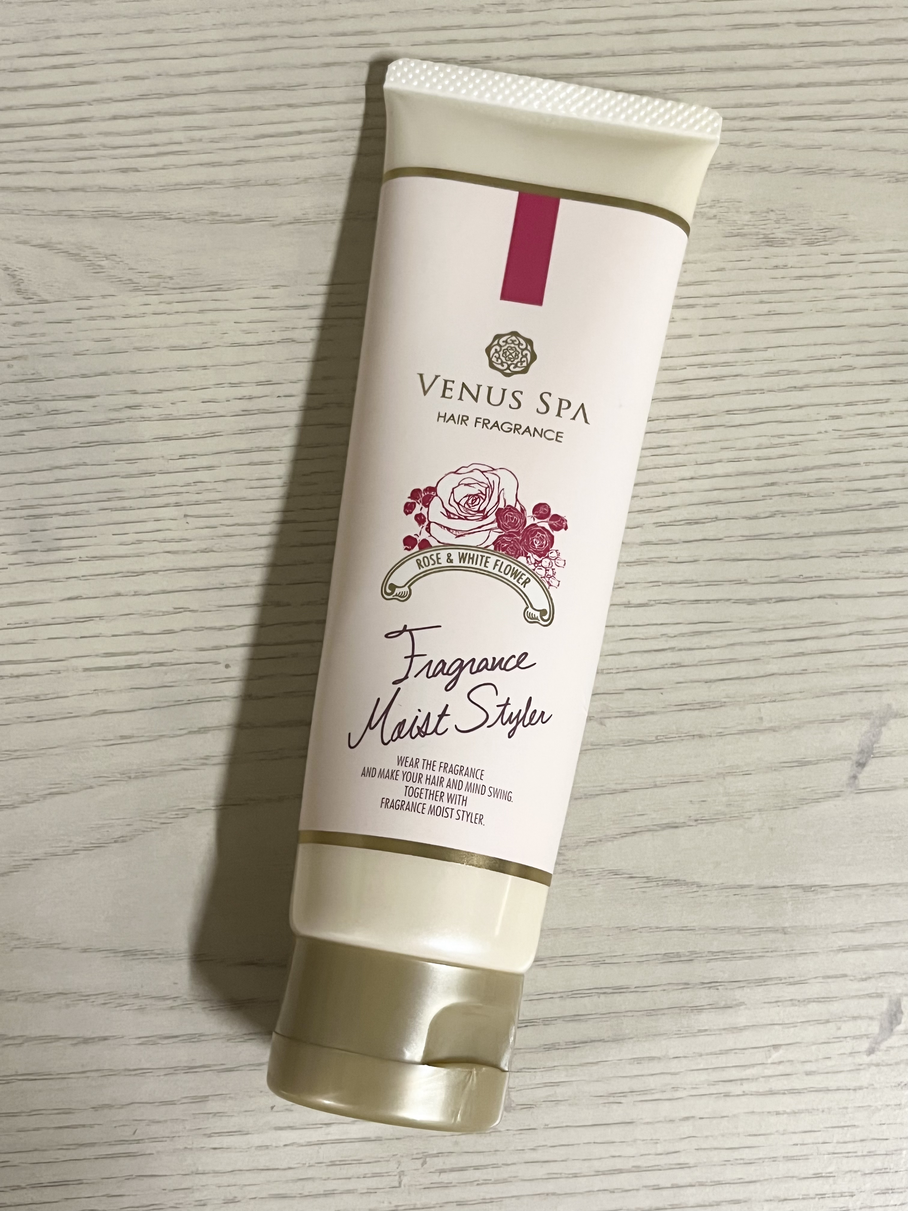 フレグランスモイストスタイラー ローズ＆ホワイトフラワー/ヴィーナススパ/ヘアワックス・クリームを使ったクチコミ（1枚目）